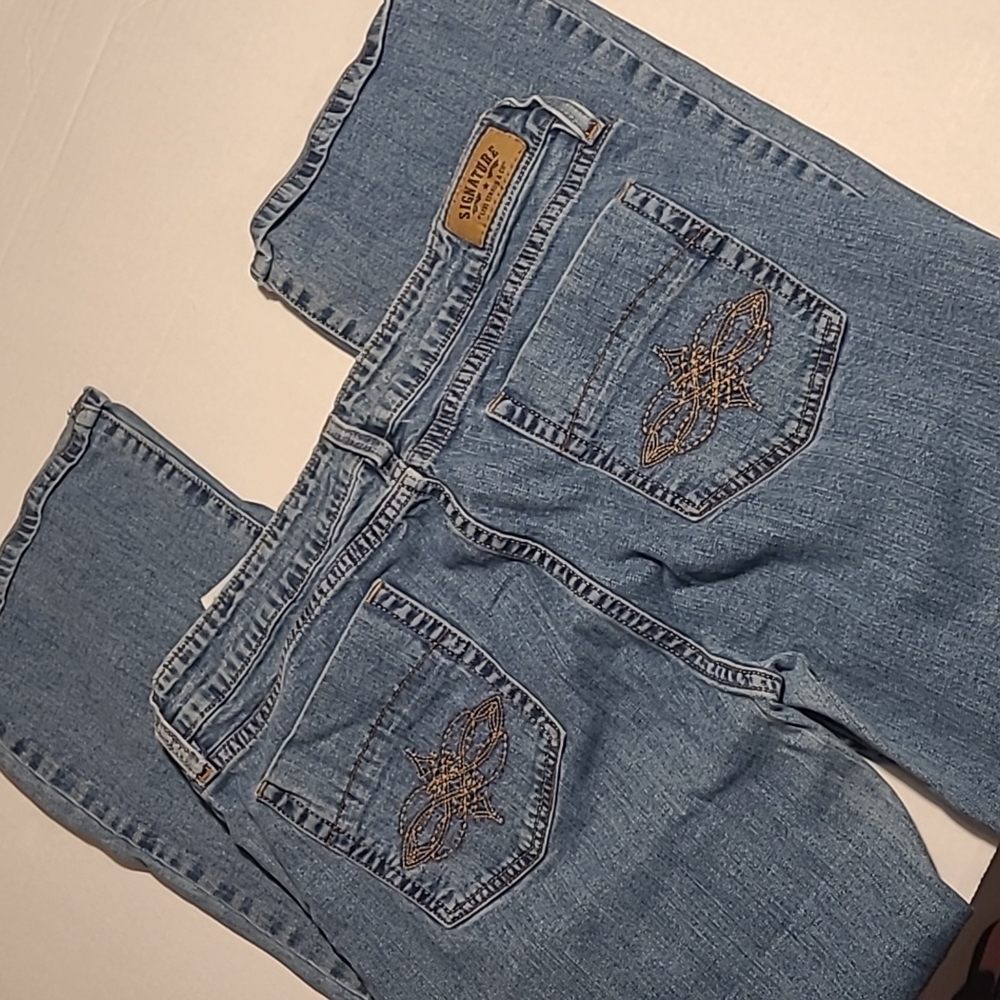 Signature by Levi Womens 14 SHORT denim jeans modern boot cut style